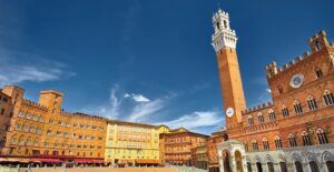 piazza dei miracoli di Siena