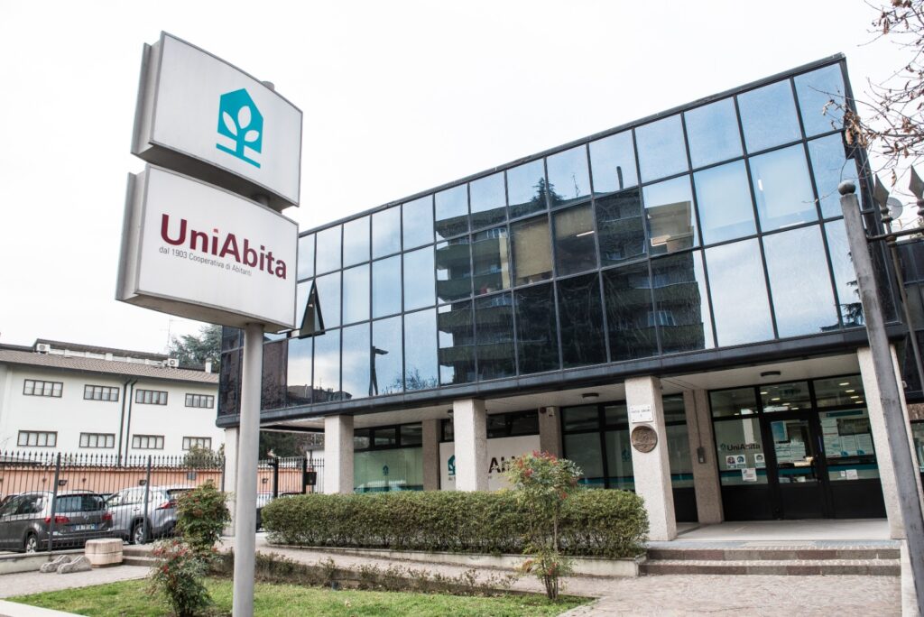 La sede di UniAbita a Cinisello Balsamo (MI) - Foto: UniAbita