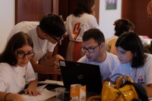 Un momento del terzo camp estivo del programma "Bella Storia. La tua" svoltosi a Caserta nel luglio 2025