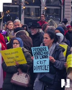 Una manifestazione per gli sportelli fisici a Bruxelles - Foto: Ligue des Droits Humains asbl
