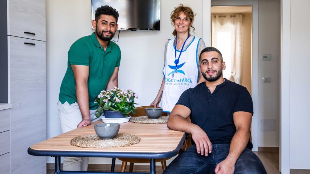 Persone inserite in un progetto di housing di Fondazione progetto arca - Foto di Fondazione progetto arca