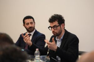 Valentino Santoni, ricercatore di Percorsi di Secondo Welfare, e Francesco Capobianco, referente dell’Osservatorio per Nomisma, durante la presentazione